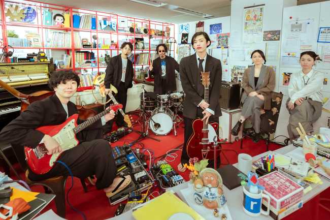 tiny desk concerts JAPAN ６月ゲスト「君島大空」　Kuroコーラス参加